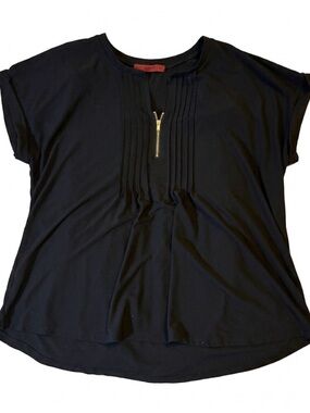 NWOT LOVE Scarlett Gold Zip-Front Women's Top